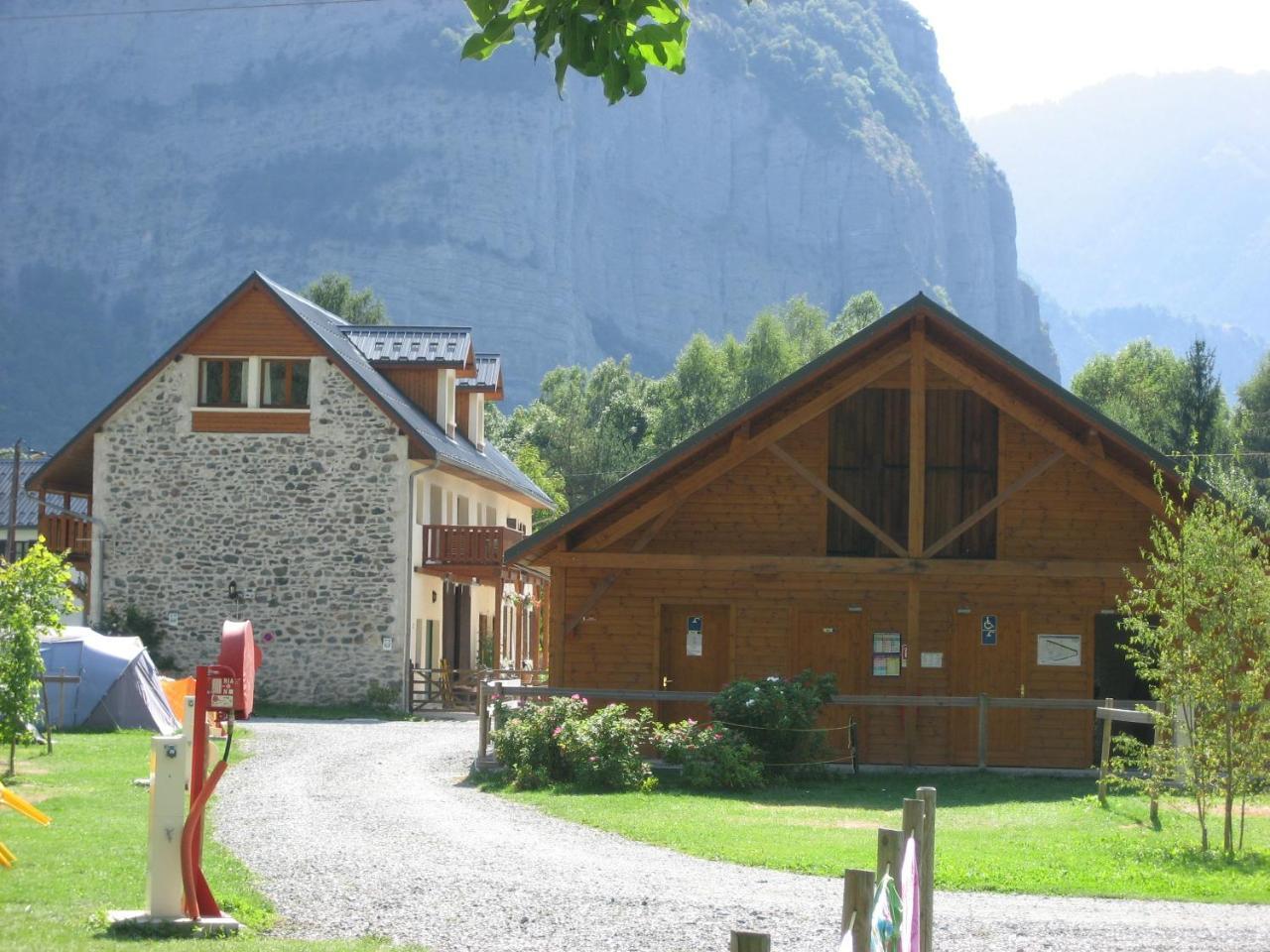 Le Bourg-dʼOisans Ferme Noemieヴィラ エクステリア 写真